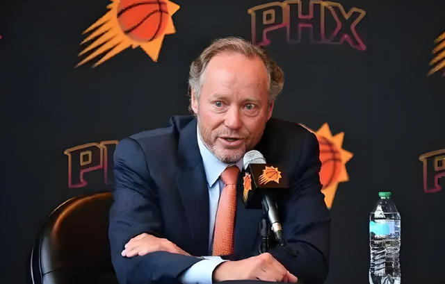 开云入口-又是一笔大买断?1.1亿合约!湖人勇士要准备接盘?