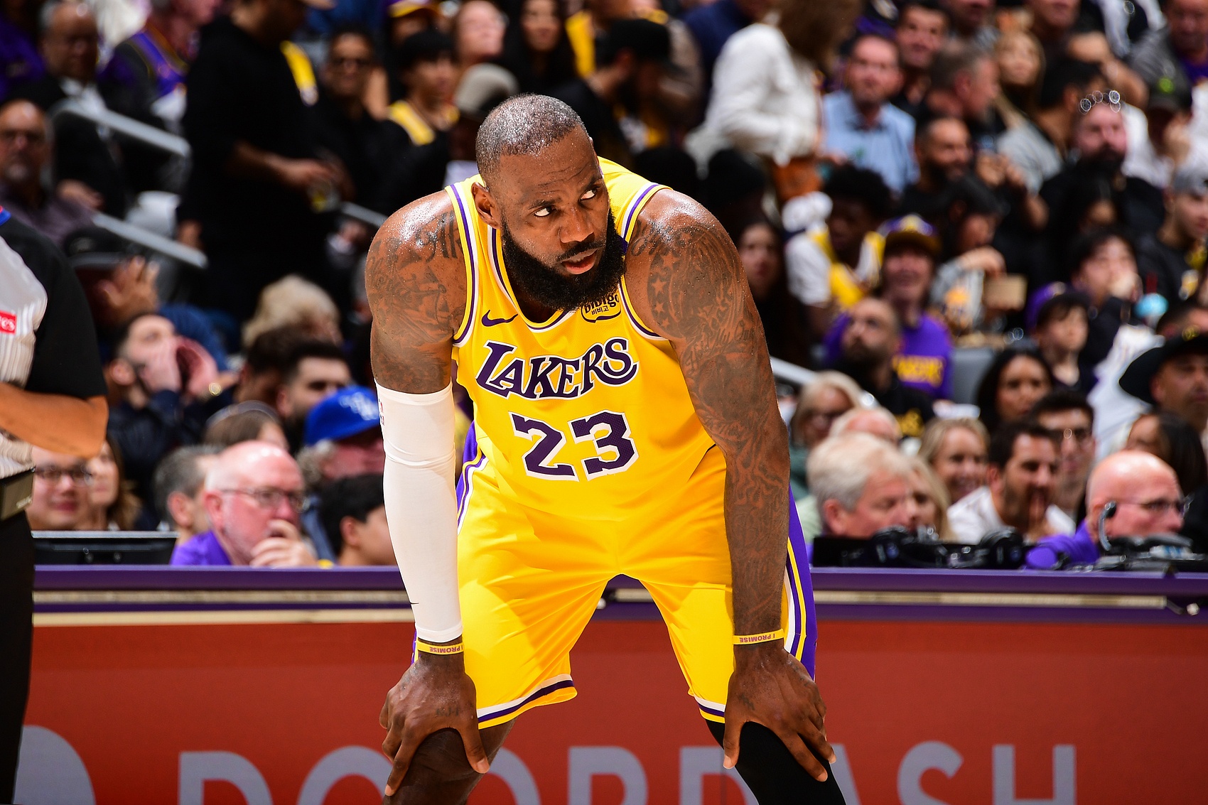 开云-分道扬镳？老詹与湖人规划出现分歧 冠军窗口与长期建队目标冲突