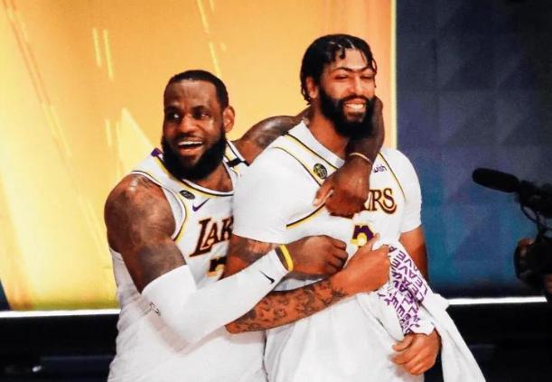 园区冠军含金量不高?詹姆斯:封闭园区篮球才是真正篮球!