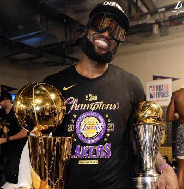 园区冠军含金量不高?詹姆斯:封闭园区篮球才是真正篮球!