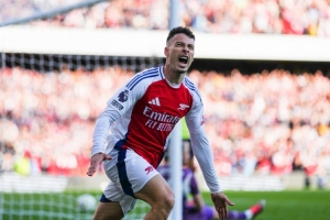 开云官网-英媒：利雅得胜利有意马丁内利，已向上头申请8500万欧引援拨款