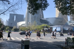 开云入口-心态放松，有网友拍到澳大利亚队早上在万象城citywalk