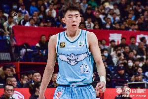 kaiyun-直播吧：段昂君左手腕伤势严重 有可能需要手术治疗