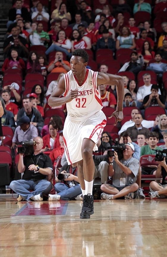 开云-将“史上最差榜眼秀”坐实 塔比特究竟有多水？