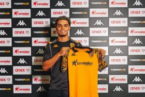 开云入口-虎父犬子!官方:20岁小罗儿子若昂-门德斯加盟赫尔城U21梯队