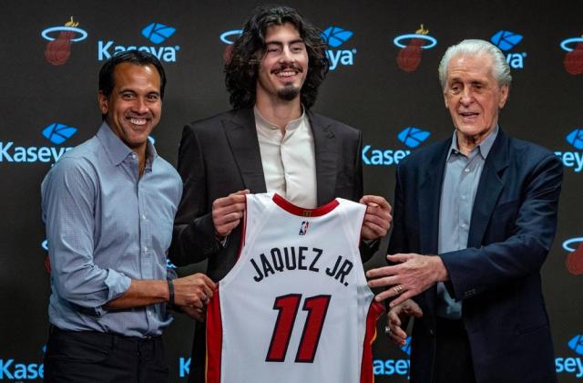 开云娱乐-热火文化再添全新成果，新秀哈克斯无缝融入迈阿密