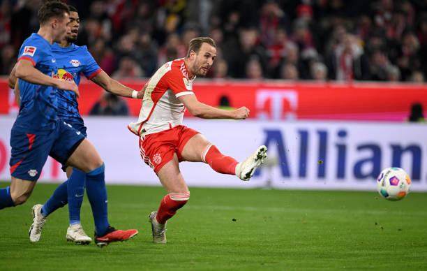 开云娱乐-拜仁高层：不放弃争冠 诺伊尔：图赫尔下课球员有责