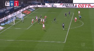 开云入口-【德甲】波鸿3比2拜仁 于帕染红+送点