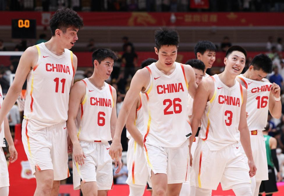 开云APP-中国男篮官宣,世预赛首战韩国,周琦曾凡博复出,全力争胜!