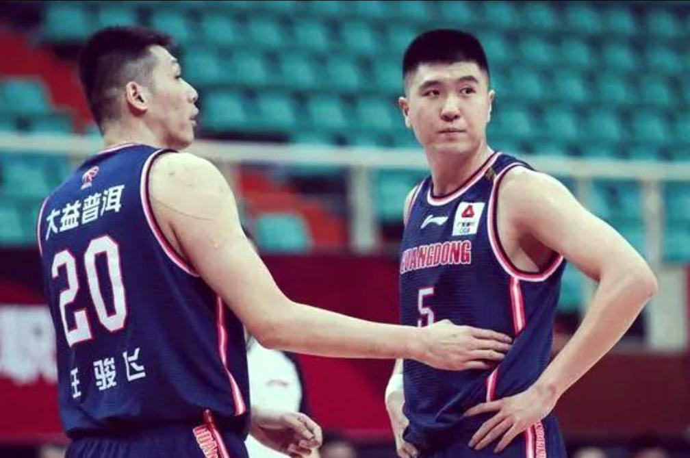 开云官网-新疆男篮试训广东旧将，曾帮助球队三连冠，上赛季场均6.3分！
