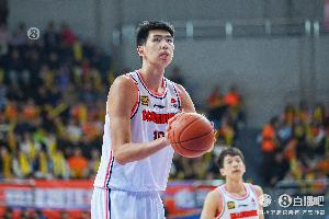 开云APP-媒体人谈潜在四方交易模型：徐昕去同曦 王岚嵚去北控 辽宁拿钱