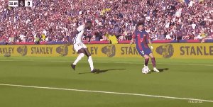 开云在线-【西甲】贝林厄姆双响+绝杀 皇马2比1逆转客胜巴萨