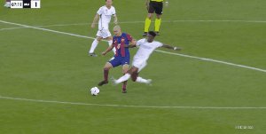 开云在线-【西甲】贝林厄姆双响+绝杀 皇马2比1逆转客胜巴萨