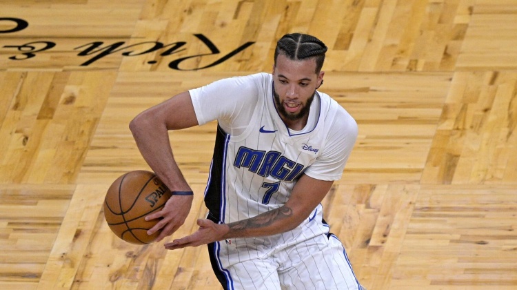 开云官网-菜鸟赛季多次三双！大O断层领跑 本西力压077 杨瀚森同届新秀上榜