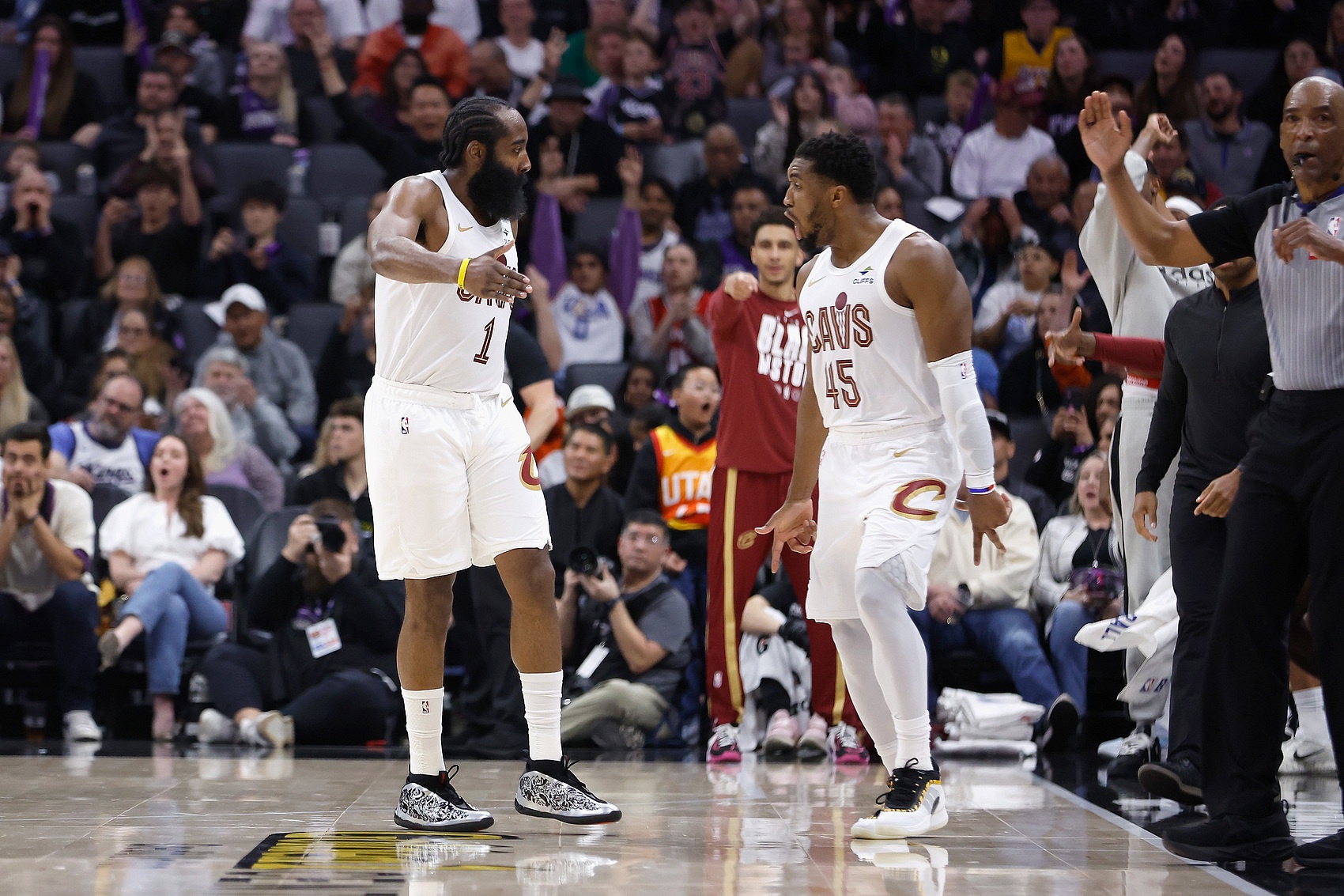 NBA彩经：骑士客场拿下雷霆 勇士主场难敌掘金 湖人难胜绿军