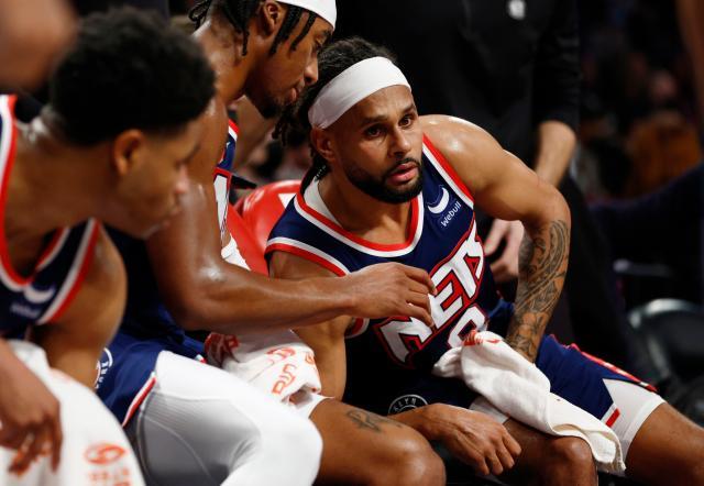 开云娱乐-米尔斯：没有欧文篮网也能争冠 杜兰特领导力出色