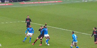 开云娱乐-【意甲】凯西绝平球被VAR吹掉 AC米兰主场负不勒斯