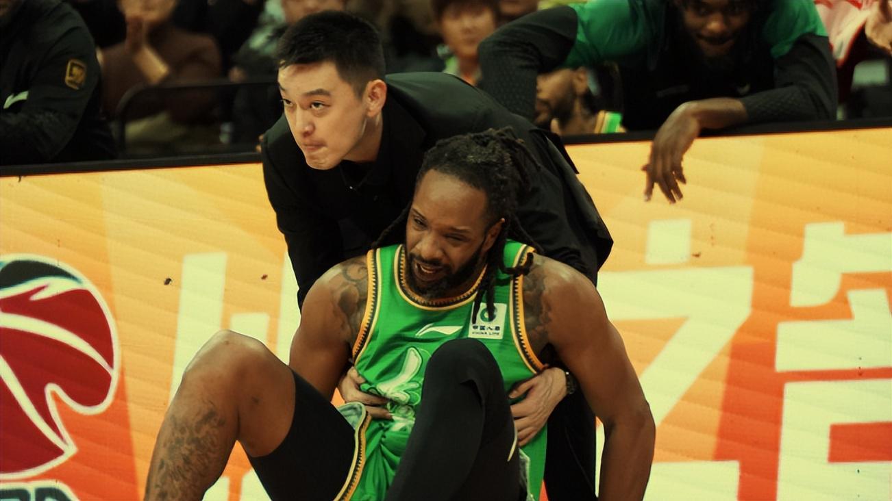 开云在线-小龙空砍33+4+3独木难支!大莫2分3失误一言难尽,亨特7中1拖累全队