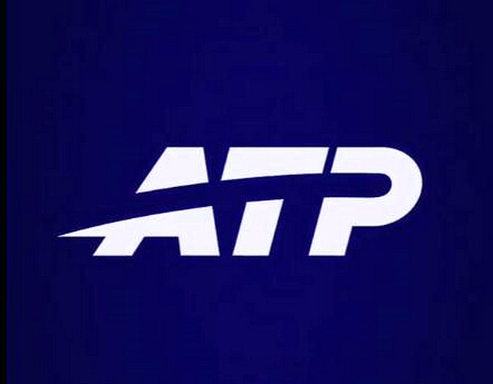 开云入口-辛纳力擒丰塞卡，德约落败自言肘部无碍，阿尼娃遭加新星横扫|大师赛|体育比赛|球员|名将|德约科维奇_新浪体育_新浪新闻