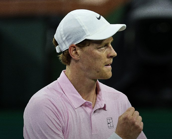 开云入口-辛纳力擒丰塞卡，德约落败自言肘部无碍，阿尼娃遭加新星横扫|大师赛|体育比赛|球员|名将|德约科维奇_新浪体育_新浪新闻