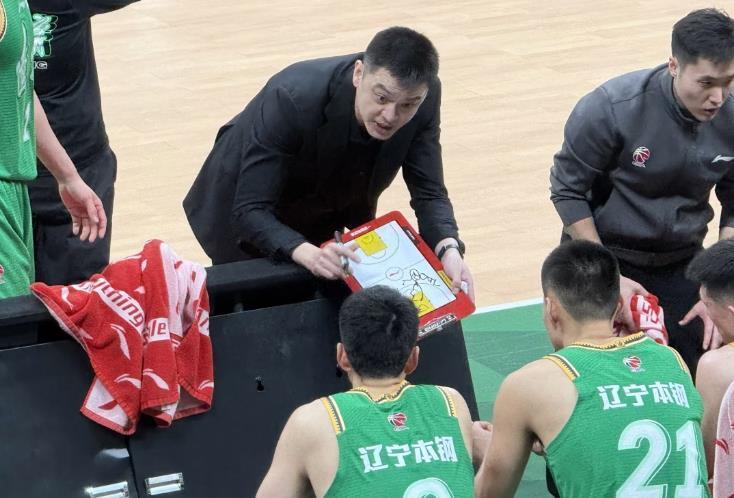 开云官网-媒体人:辽宁队主教练杨鸣提出辞职,但是未获批准