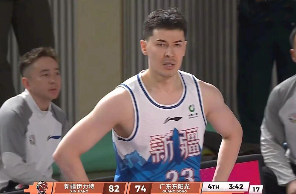 开云官网-18分大逆转！广东男篮2分惜败新疆，胡明轩失绝杀萨林杰正负值-24