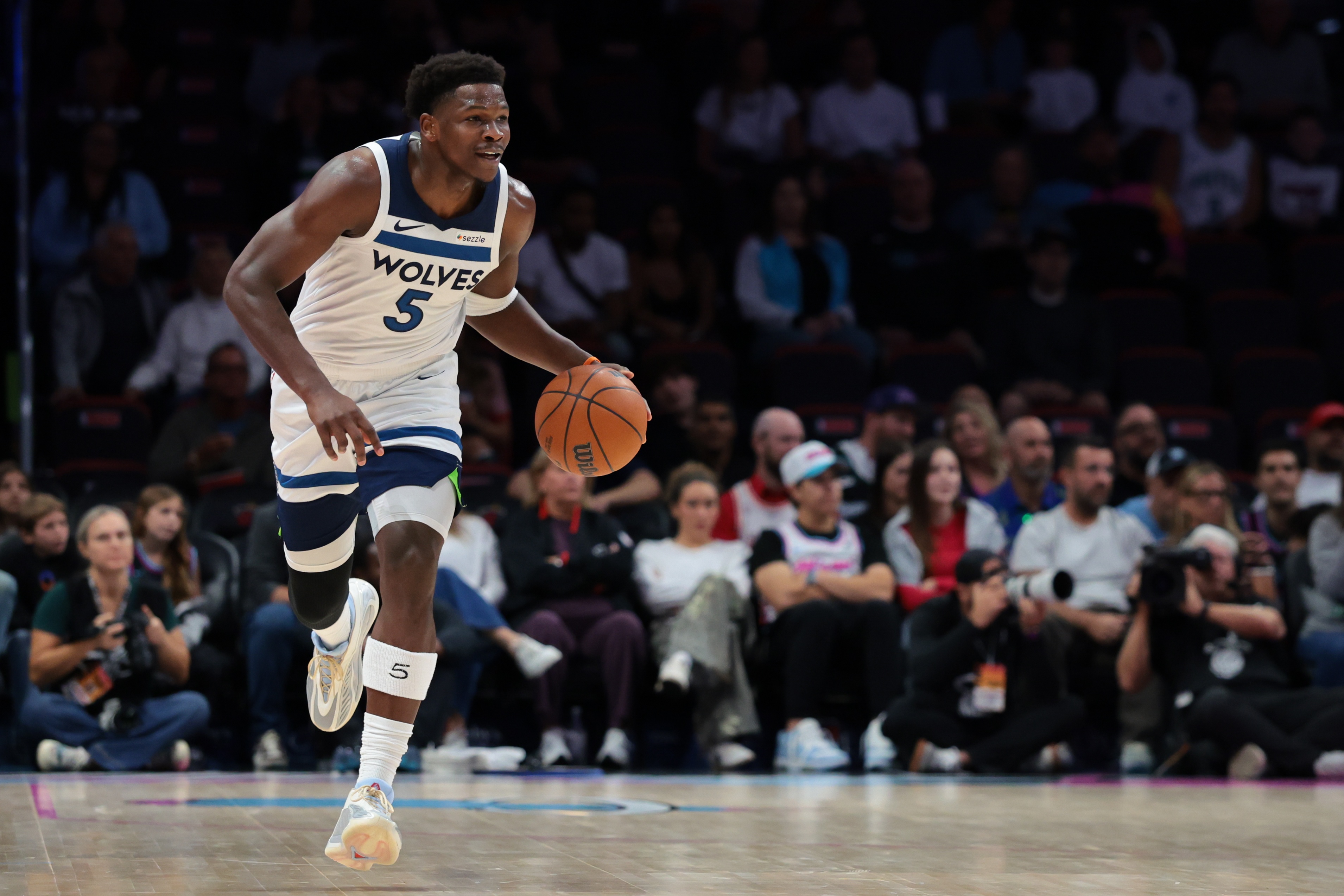 开云APP-张佳玮：爱德华兹是森林狼的獠牙 但森林狼赢球是靠锋线群的横勇