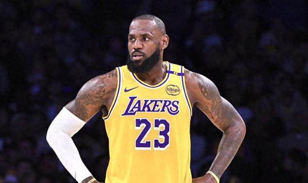 开云-詹姆斯不满裁判判罚：你们不总说球手一体吗？