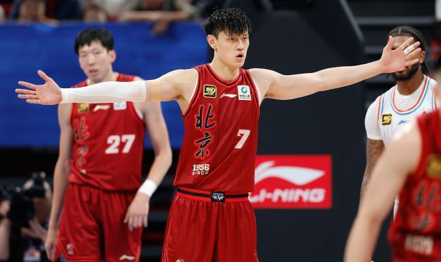 kaiyun-本土双核崛起！周琦小曾助推北京男篮冲冠