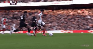 开云入口-【英超】刘易斯-斯凯利染红 阿森纳0比1西汉姆联