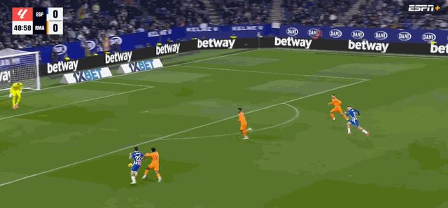 【西甲】皇马客场爆冷0比1不敌西班牙人，吕迪格伤退